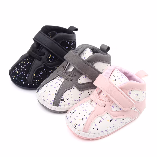 Sapatos de bebê com sola macia